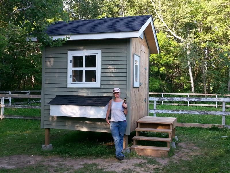 How to build a chicken coop for dummies (or more accurately, by a dummy